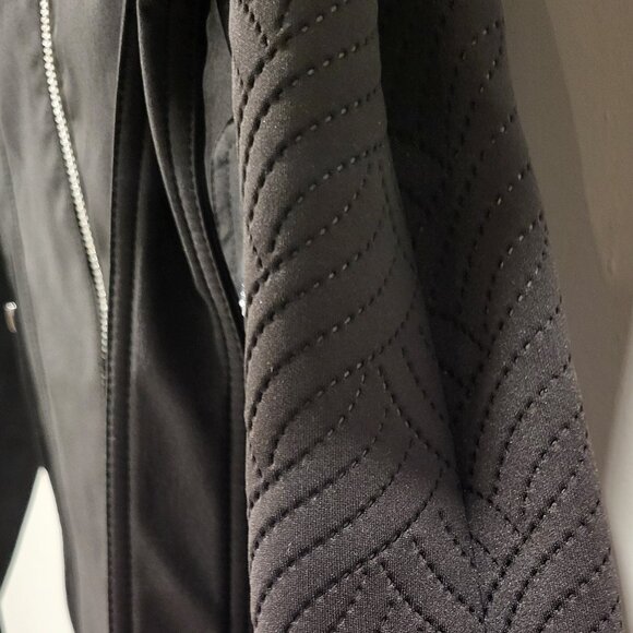 BCBGeneration Black Belted Softshell Jacket with Hood in Medium - Picture 4 of 8